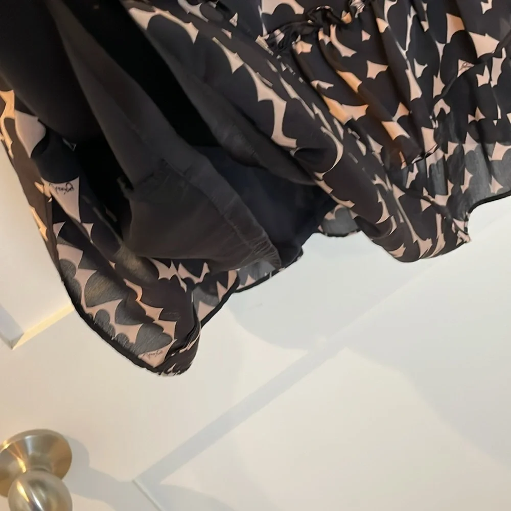 Juicy Couture, 100% Silk, Chic Black and Dusty Pink Patterned Dress, Size 14 - Picture 10 of 12
